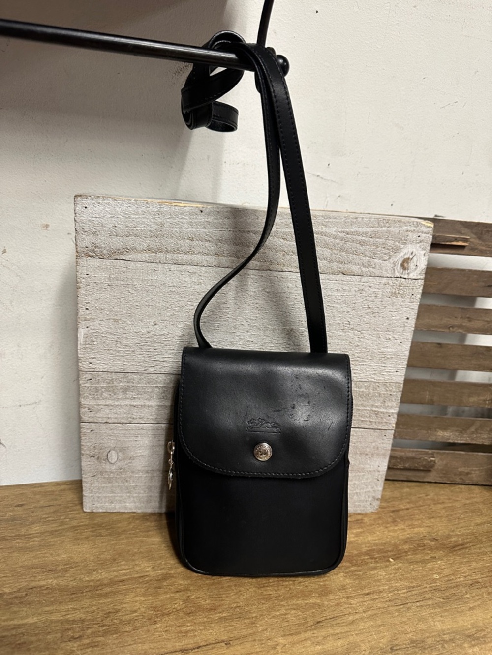 Longchamp good shape le pliage nylon leather fold over snap black crossbody